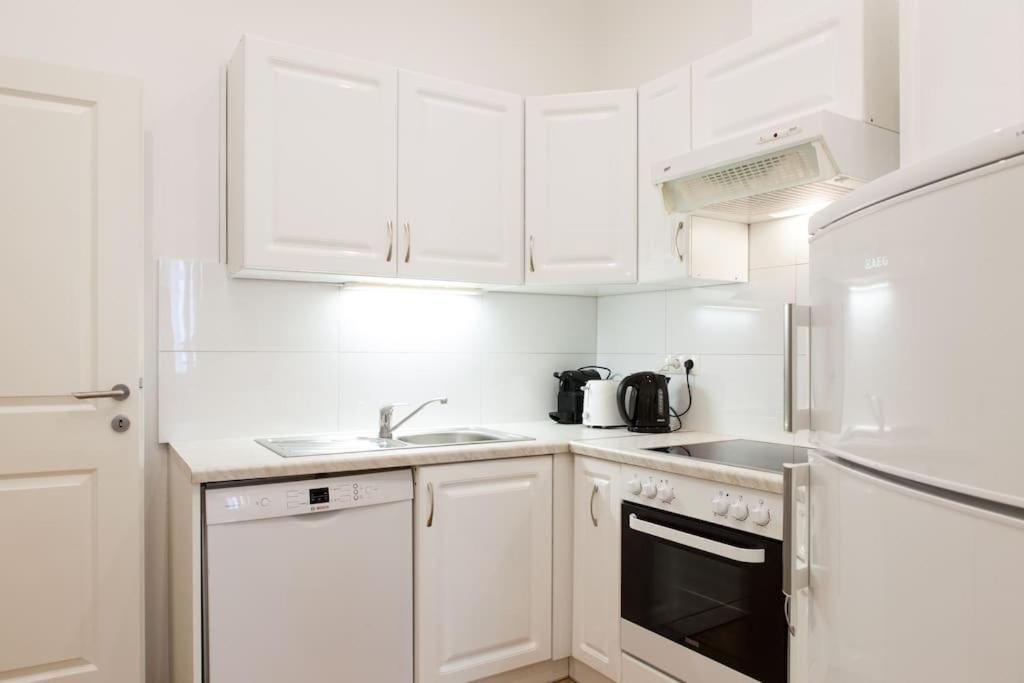 Vienna-Flats Self Check-In Apartment ภายนอก รูปภาพ
