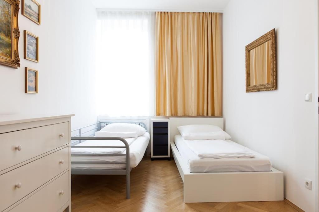 Vienna-Flats Self Check-In Apartment ภายนอก รูปภาพ