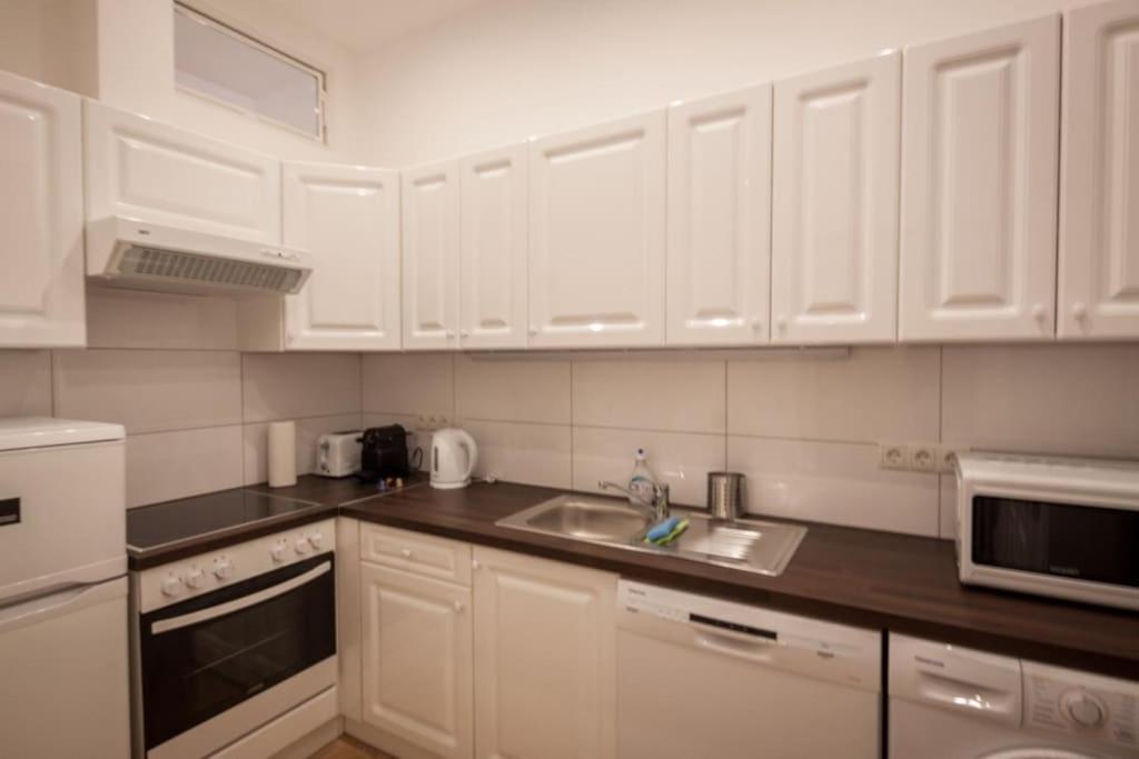 Vienna-Flats Self Check-In Apartment ภายนอก รูปภาพ