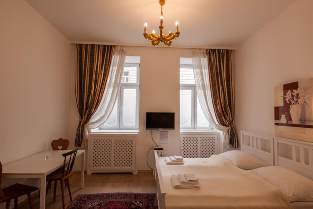 Vienna-Flats Self Check-In Apartment ภายนอก รูปภาพ