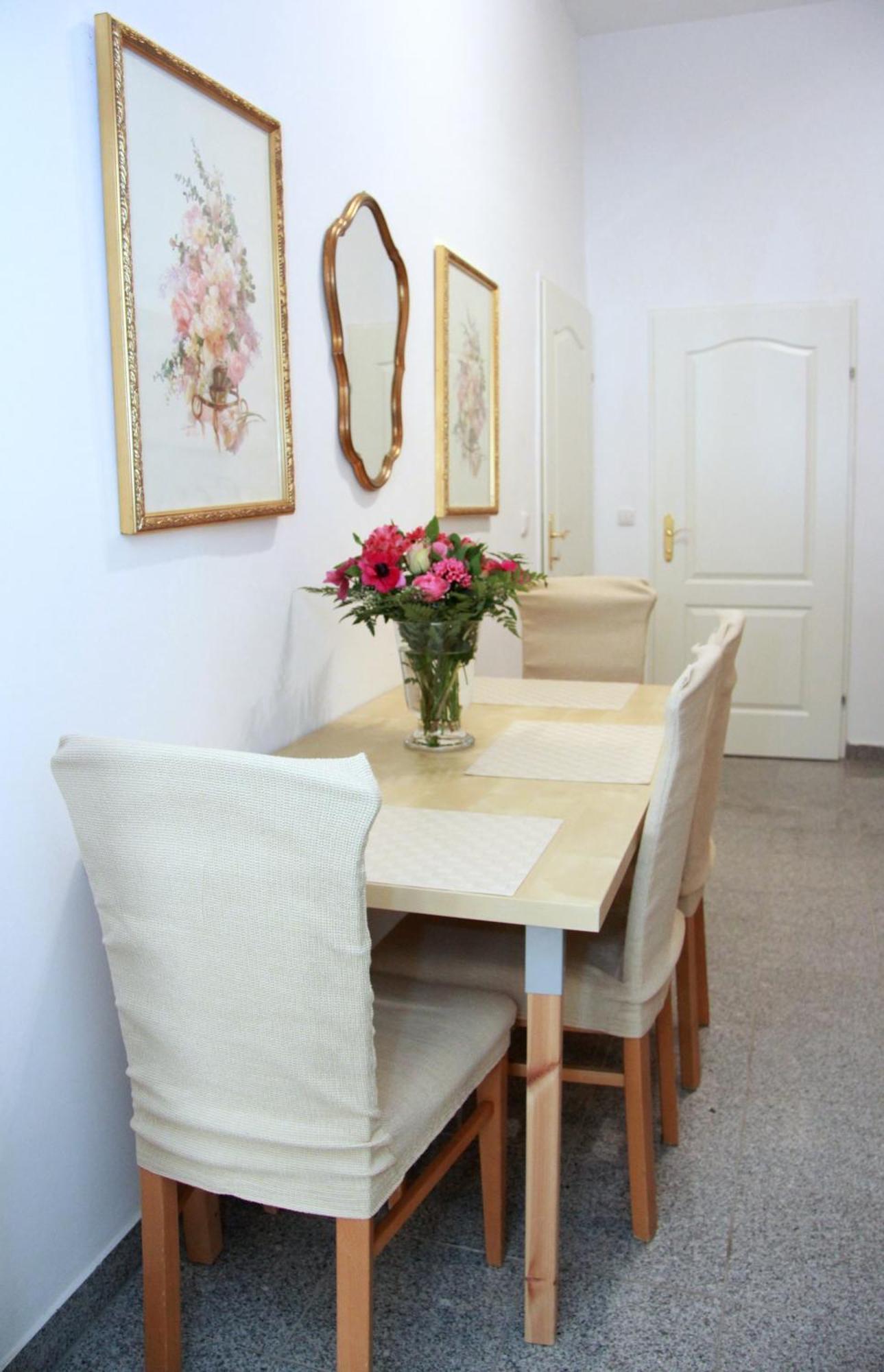Vienna-Flats Self Check-In Apartment ภายนอก รูปภาพ